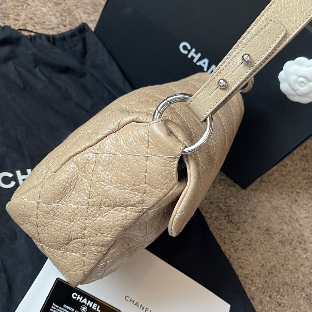 Chanel On the Road Flap Bag Quilted Leather Small - Picture 5 of 15